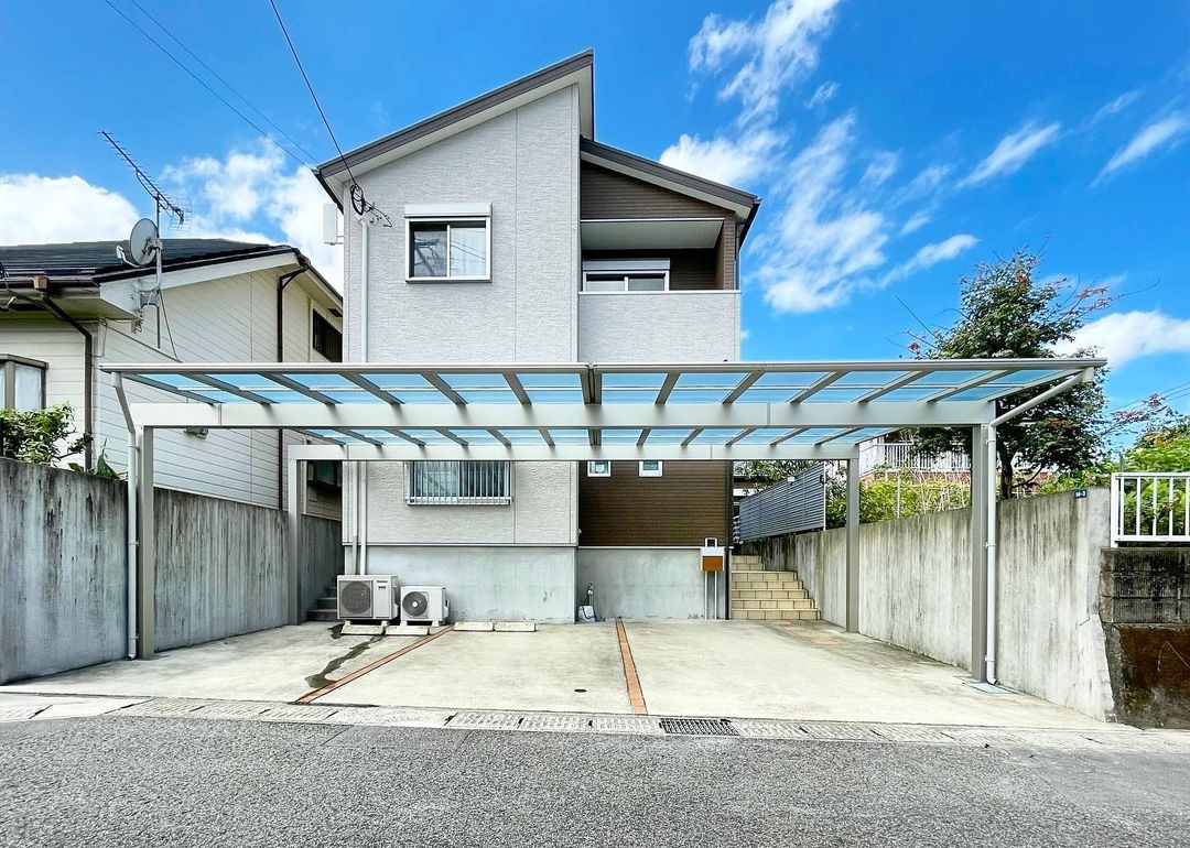 鹿児島市で3台用のカーポートを担当 インフォメーション住宅産業 鹿児島で外構 エクステリア工事